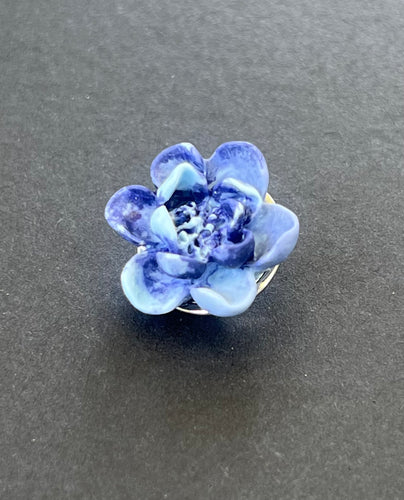Light/Dark Blue Resin Flower Snap #111