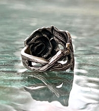 Floral Rings UNF1326 for Pre Order only size 8 or 9