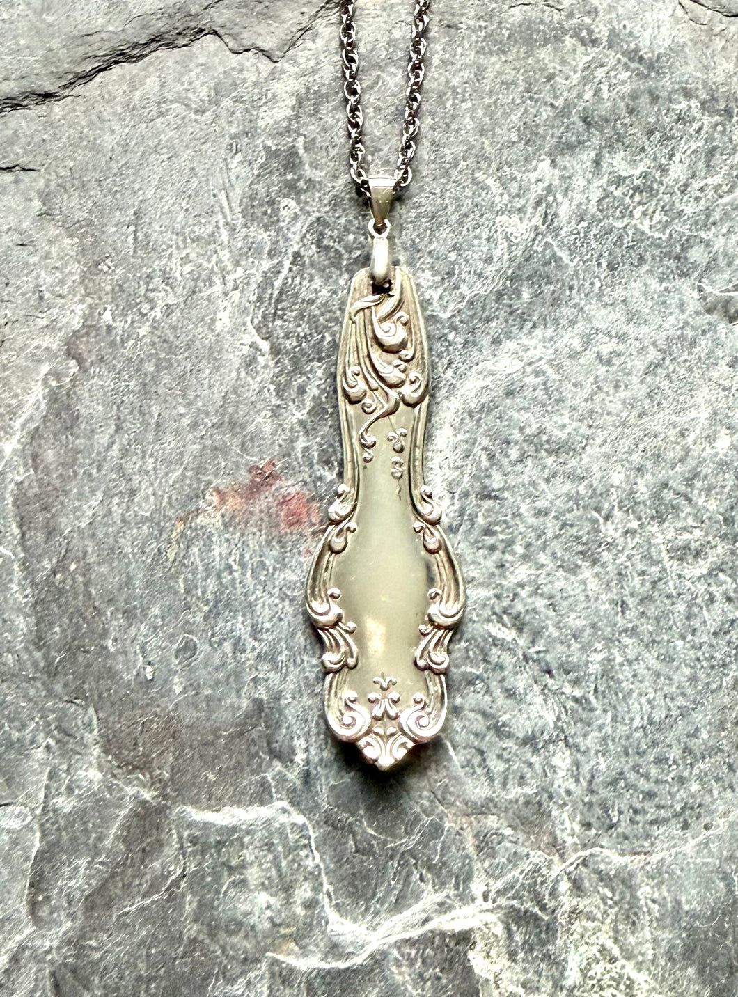 “Tudor” Necklace
