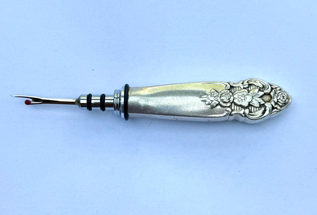 “Distinction” Seam Ripper #46