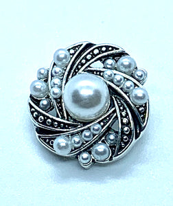 Pearl and Silver Snap
