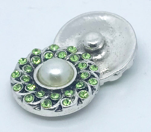 Peridot Crystal and Pearl Snap #3